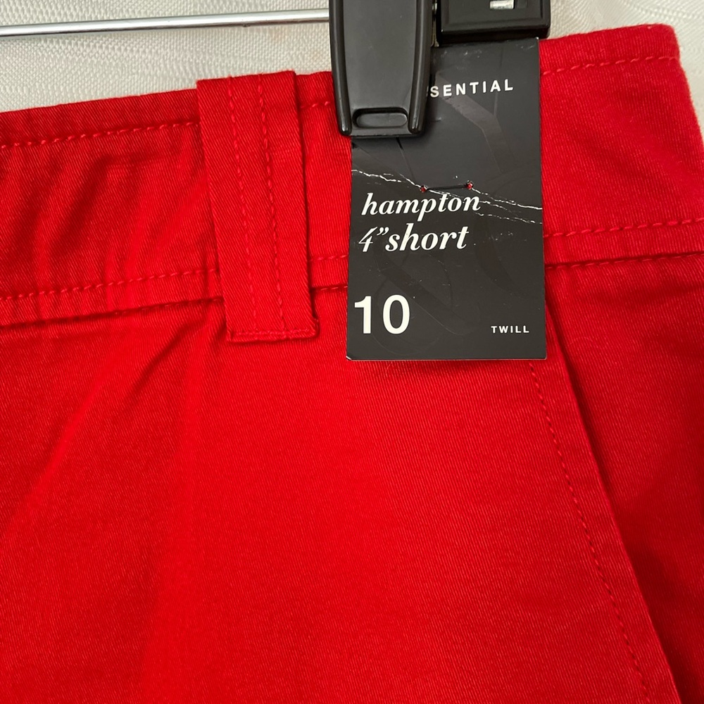 New York & Company Vibrant Red Women's Shorts - Picture 2 of 3